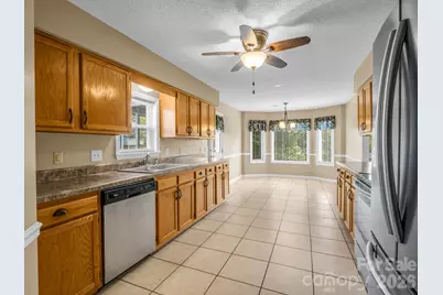 220 Dartcrest Drive, Hendersonville, NC 28792 - Photo 29