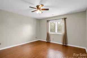 220 Dartcrest Dr, Hendersonville, NC 28792 - Photo 23