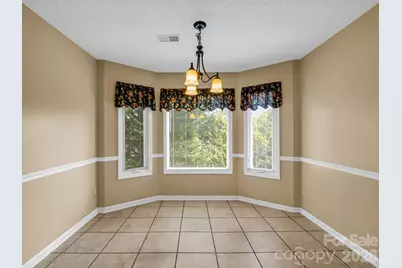 220 Dartcrest Drive, Hendersonville, NC 28792 - Photo 25