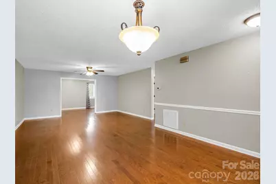 220 Dartcrest Drive, Hendersonville, NC 28792 - Photo 13