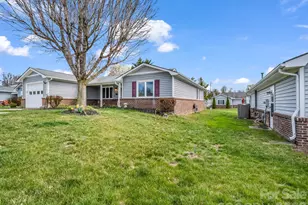 220 Dartcrest Dr, Hendersonville, NC 28792 - Photo 5