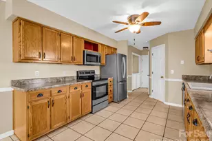 220 Dartcrest Dr, Hendersonville, NC 28792 - Photo 27