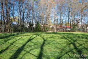 7200 Winery Ln, Charlotte, NC 28227 - Photo 35