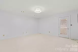 190 Moretz Ct, Hickory, NC 28601 - Photo 31