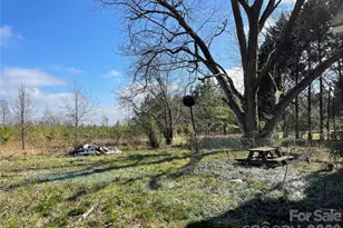 2831 Bettis Rd, Grover, NC 28073 - Photo 33