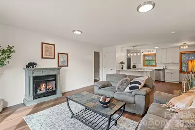 11014 Nc 80 Highway S #2B, Burnsville, NC 28714 - Photo 17