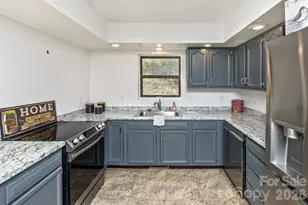53 Benfield Rd, Weaverville, NC 28787 - Photo 17