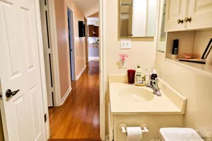 10120 Rockwood Rd, Charlotte, NC 28215 - Photo 5