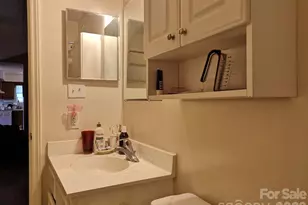 10120 Rockwood Rd, Charlotte, NC 28215 - Photo 21