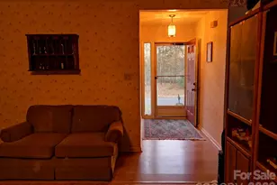 10120 Rockwood Rd, Charlotte, NC 28215 - Photo 7