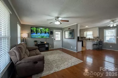 102 Wendover Drive, Lincolnton, NC 28092 - Photo 5