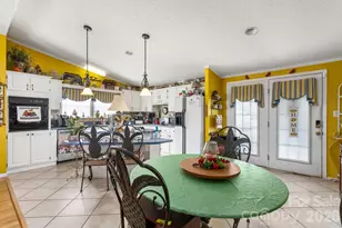 900 Ingle St, Gibsonville, NC 27249 - Photo 3