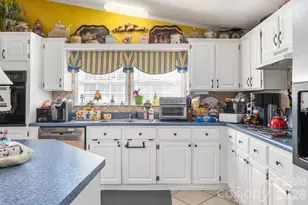 900 Ingle St, Gibsonville, NC 27249 - Photo 5