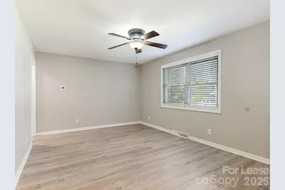 2909 Southwest Boulevard, Charlotte, NC 28216 - Photo 5