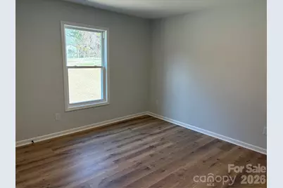 326 S Greenbriar Road, Statesville, NC 28625 - Photo 9