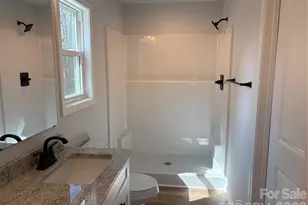 326 S Greenbriar Rd, Statesville, NC 28625 - Photo 7