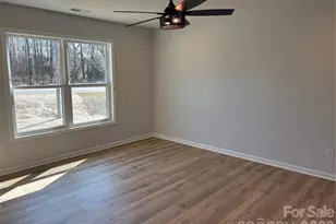 326 S Greenbriar Rd, Statesville, NC 28625 - Photo 5