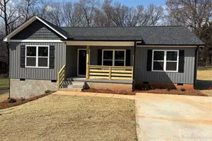 326 S Greenbriar Rd, Statesville, NC 28625 - Photo 1