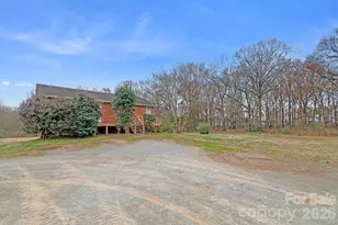 3211 Old Camden Rd, Monroe, NC 28110 - Photo 7