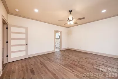 1610 Summerlin Place, Newton, NC 28658 - Photo 9