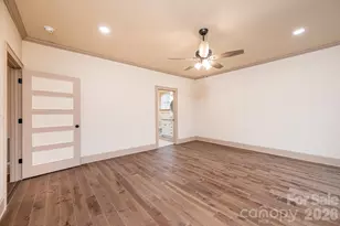 1610 Summerlin Pl, Newton, NC 28658 - Photo 9