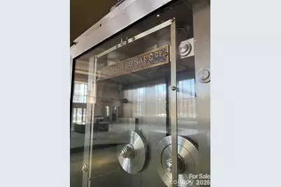 39 2nd Street NW, Hickory, NC 28601 - Photo 7