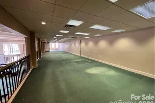 39 2nd St NW, Hickory, NC 28601 - Photo 9