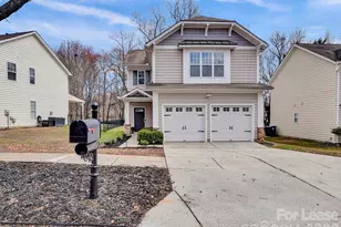 1401 Hammond Dr, Matthews, NC 28104 - Photo 3