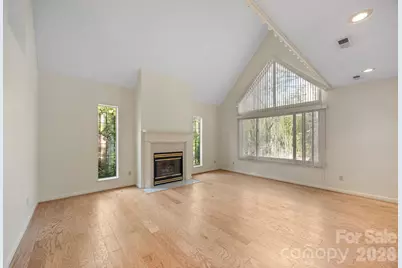 11 Stuart Circle, Asheville, NC 28804 - Photo 7