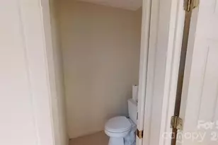 11 Stuart Cir, Asheville, NC 28804 - Photo 21