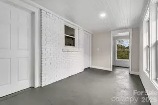 1817 Little Rock Rd, Charlotte, NC 28214 - Photo 17