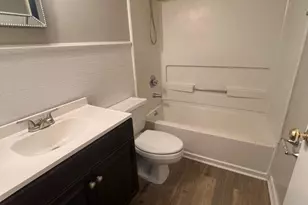 8014 Pleasant Grove Rd, Charlotte, NC 28216 - Photo 9