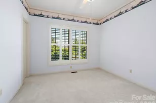 17 Ashton Forest Ct, Hendersonville, NC 28739 - Photo 27