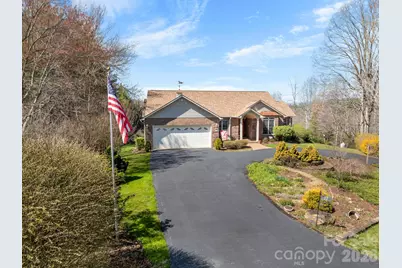 17 Ashton Forest Court, Hendersonville, NC 28739 - Photo 5