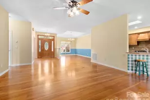 17 Ashton Forest Ct, Hendersonville, NC 28739 - Photo 9