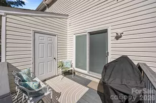 6031 Cougar Ln, Charlotte, NC 28269 - Photo 3