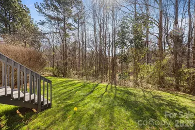 6031 Cougar Lane, Charlotte, NC 28269 - Photo 5