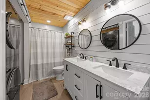 6031 Cougar Ln, Charlotte, NC 28269 - Photo 15