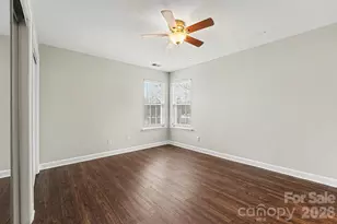 4718 Eastwycke Pl Dr, Charlotte, NC 28215 - Photo 9