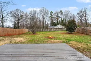 4718 Eastwycke Pl Dr, Charlotte, NC 28215 - Photo 17