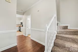 4718 Eastwycke Pl Dr, Charlotte, NC 28215 - Photo 7