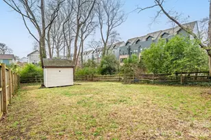 900 Sweetbriar St, Charlotte, NC 28205 - Photo 25