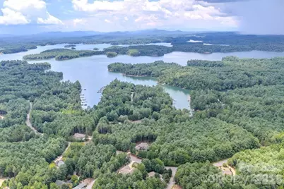 1416 Southpointe Drive #67, Morganton, NC 28655 - Photo 3