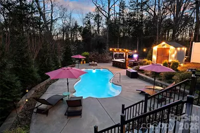 306 Breezewood Drive, Charlotte, NC 28262 - Photo 33