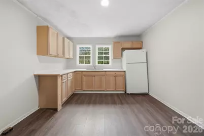 630 2nd Street SW, Conover, NC 28613 - Photo 11