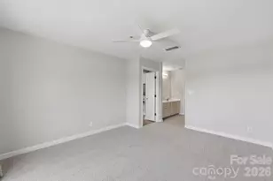 17925 Kings Point Dr, Cornelius, NC 28031 - Photo 23