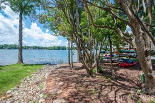 1018 Southwest Dr, Davidson, NC 28036 - Photo 5