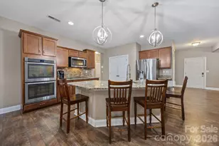 7015 Mt Holly-Huntersville Rd, Charlotte, NC 28216 - Photo 11