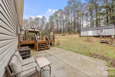 7015 Mount Holly Huntersville Road, Charlotte, NC 28216 - Photo 27