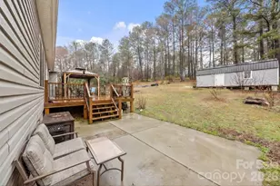 7015 Mt Holly-Huntersville Rd, Charlotte, NC 28216 - Photo 27